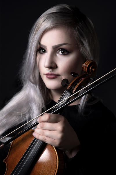 Bild vergr��ern: Theresa He�berg